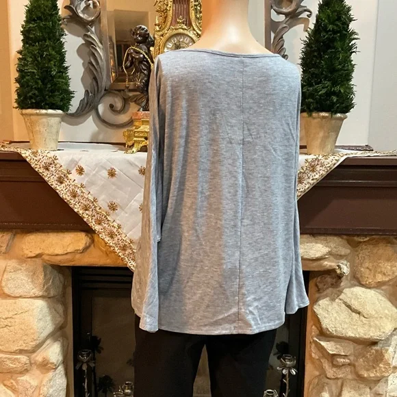 ❤️PerSeption Concept Gray Asymmetrical Ruched top - Picture 5 of 7